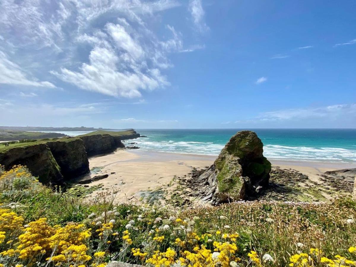 Sunset Waves Sea View Apartment Featuring Panoramic Views & Parking New Quay Extérieur photo